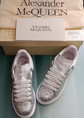 Alexander McQueen Alexander McQueen Gri Parlak Platform Kadın Spor Ayakkabı