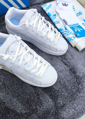 39 Beden beyaz Renk Adidas campus Spor Ayakkabı