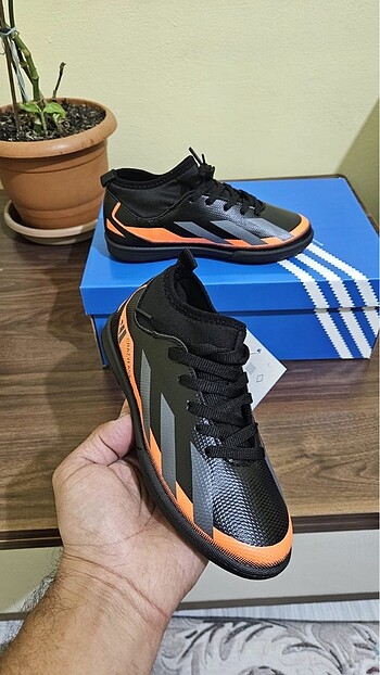 Çocuk halı saha spor ayakkabı