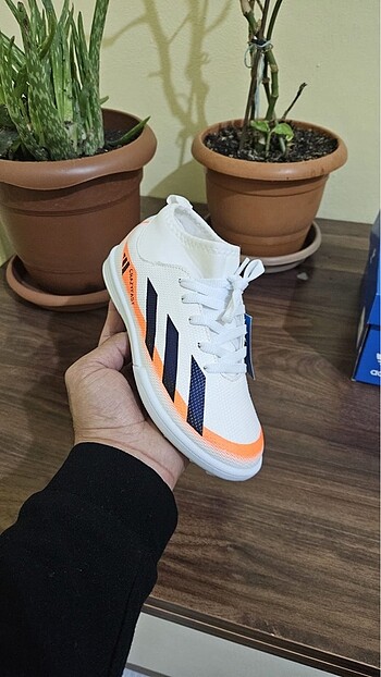 Çocuk halı saha spor ayakkabı