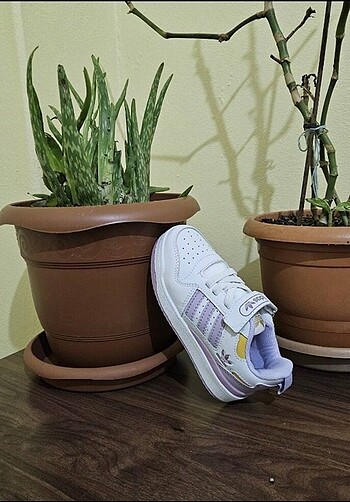 34 Beden Çocuk spor ayakkabı