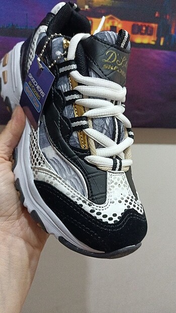39 Beden siyah Renk Skechers spor ayakkabı