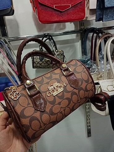  Beden siyah Renk Coach el ve kol çantası
