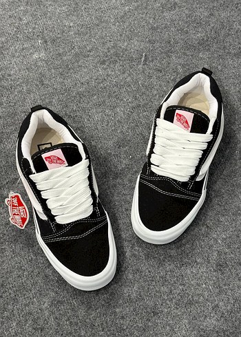 36 Beden siyah Renk Knu skool vans