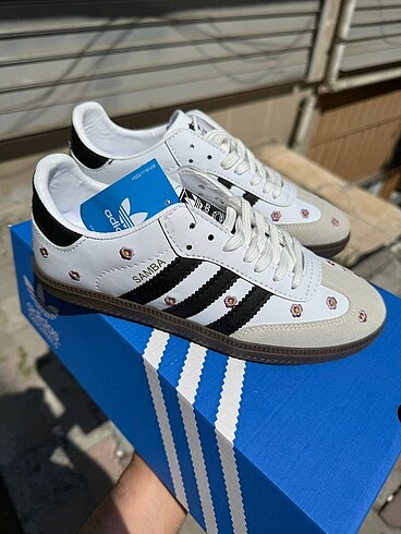 Samba çiçekli adidas spor ayakkabı