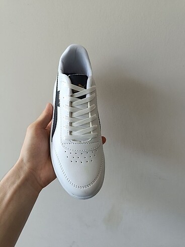 38 Beden beyaz Renk Puma spor ayakkabı