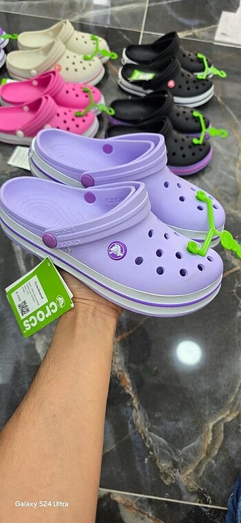 37 Beden Crocs terlik