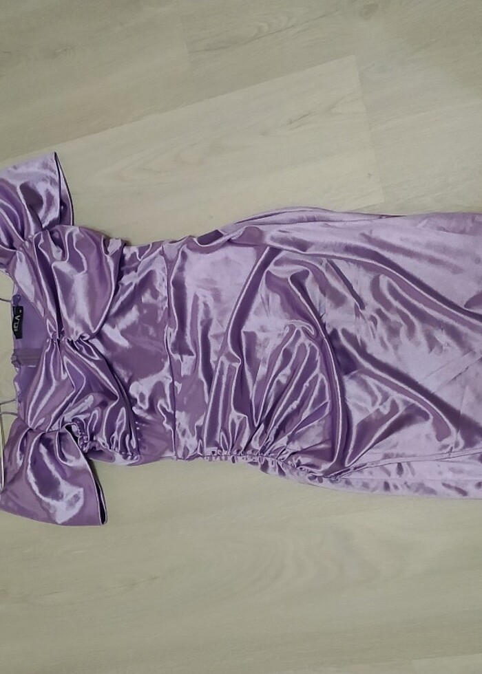 Mini saten elbise  - Görsel 2