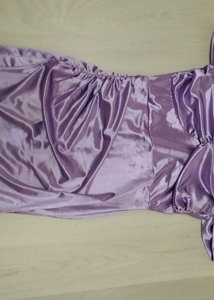 Mini saten elbise  - Görsel 3