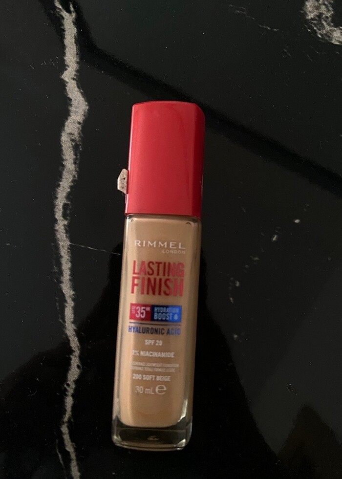 Rimmel London fondöten - Görsel 3