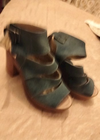 kot rengiYılan Desenli Dolgu Topuklu Kadın Ayakkabı - Görsel 2