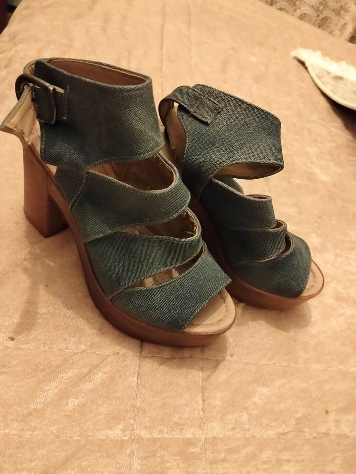 kot rengiYılan Desenli Dolgu Topuklu Kadın Ayakkabı - Görsel 3