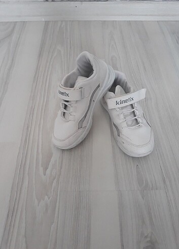 29 Beden beyaz Renk Spor ayakkabı