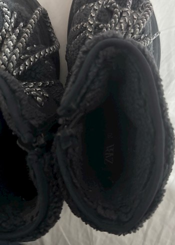 Zara Siyah Örgü Detaylı çocuk Peluş Bot - Görsel 5