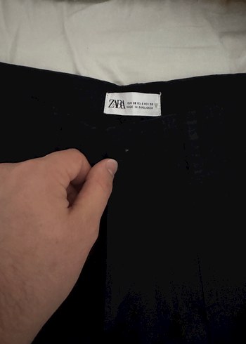 Kadın Siyah Kemerli Rahat Kesim Pantolon zara - Görsel 2