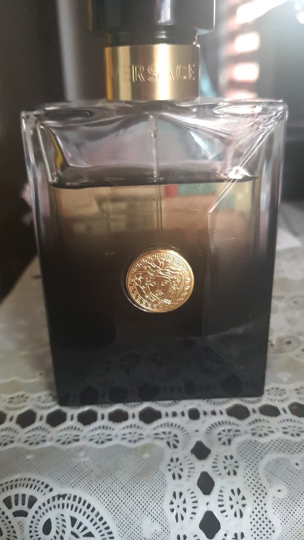 Versace Oud Noir Erkek Parfümü 100ml - Görsel 2