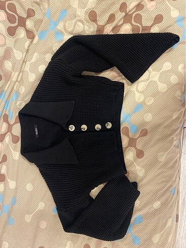 düğmeli crop örme hırka
