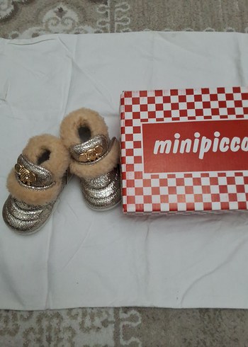 Kız Çocuk Parlak Altın Kürklü Bot - Görsel 3