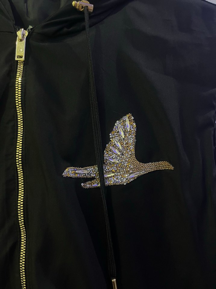 Kadın Siyah Kapüşonlu Fermuarlı Yelek - Görsel 2