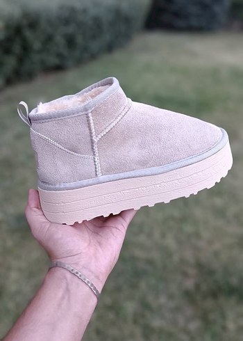 Ugg Bej Kadın Kürklü Dolgu Topuk Bot