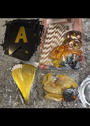 Altın Renkli Parti Süsleri Seti - Görsel 3