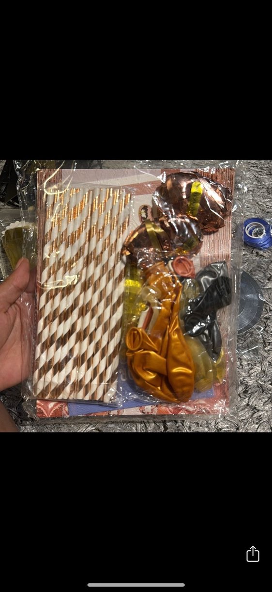 Altın Renkli Parti Süsleri Seti - Görsel 2