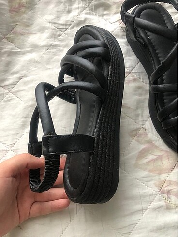 36 Beden siyah Renk sandelet ayakkabı