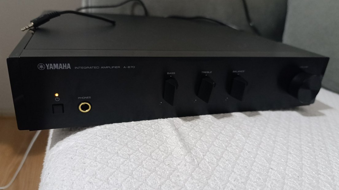 Siyah A-670 Müzik Amplifikatörü - Görsel 2