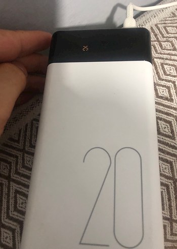 Beyaz Taşınabilir Power Bank 20.000 mAh - Görsel 2