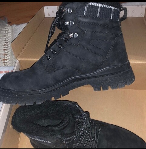 41/42 numara erkek bot - Görsel 4