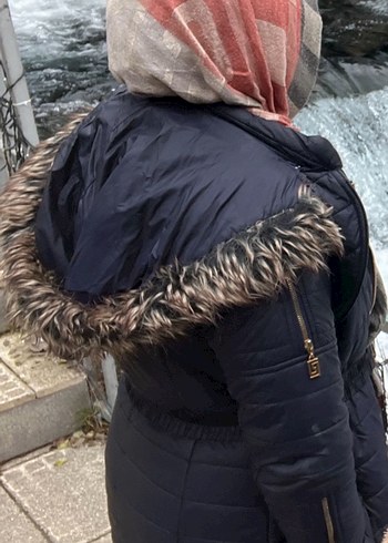 Kürk Detaylı Lacivert Uzun Kadın Kışlık Mont - Görsel 4