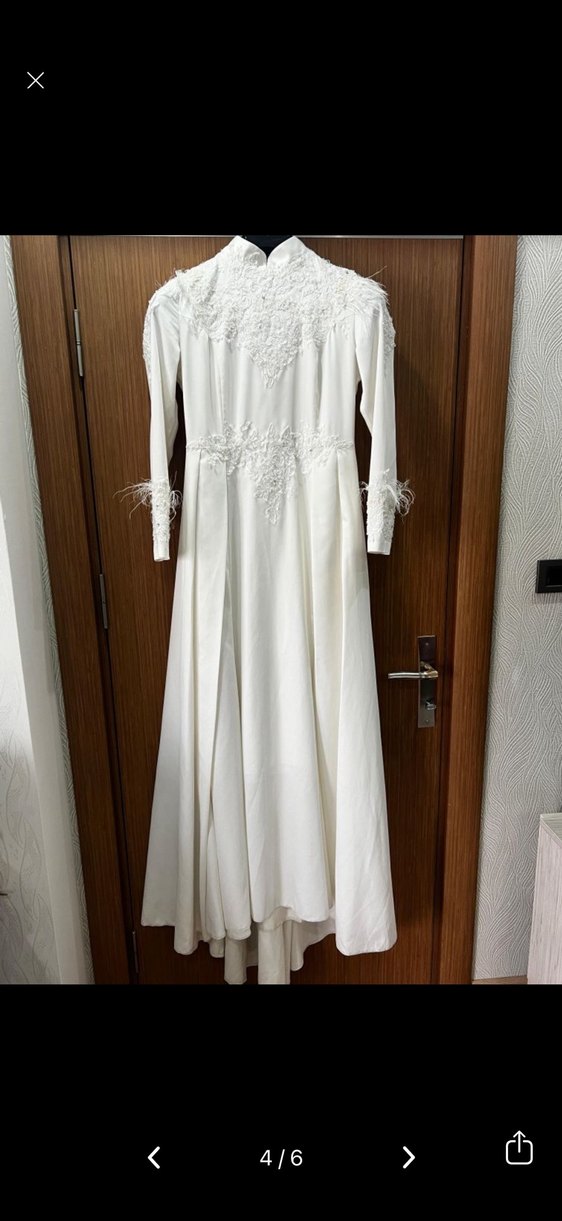 Uzun Kollu Yüksek Yakalı Prenses Gelinlik - Görsel 3