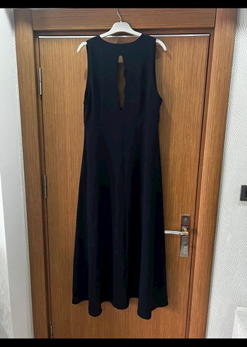 Lacivert V Yakalı Uzun Kadın Elbise - Görsel 2