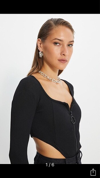trendyolmila siyah crop
