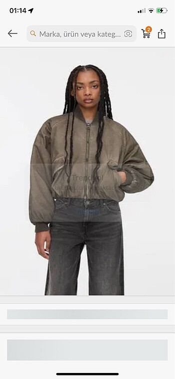 pull and bear mont
