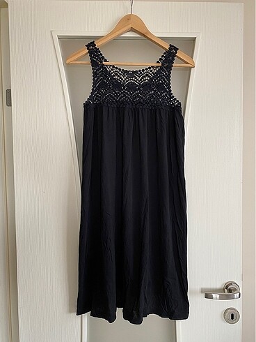 H&m dantel detaylı siyah elbise