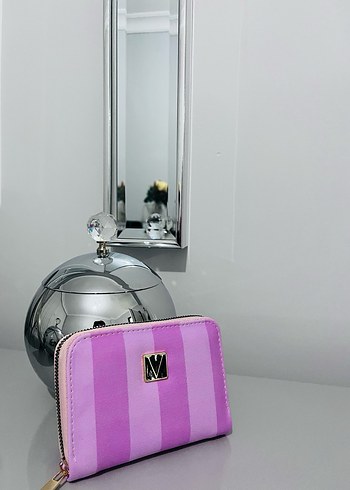 Parlak Pembe Fermuarlı Kadın Cüzdanı