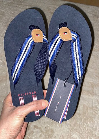 Tommy Hilfiger Kadın Mavi Bantlı Terlik