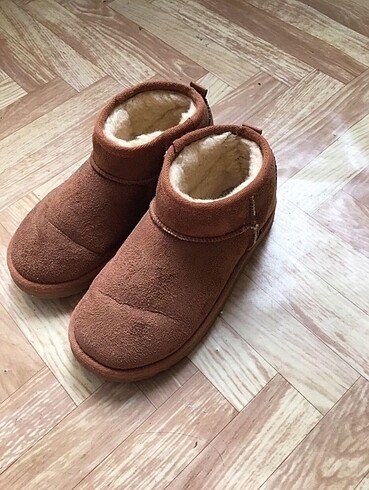 Ugg bot