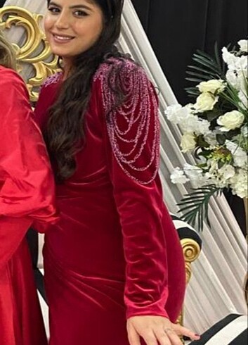 Kırmızı Boncuk Detaylı Abiye - Görsel 4