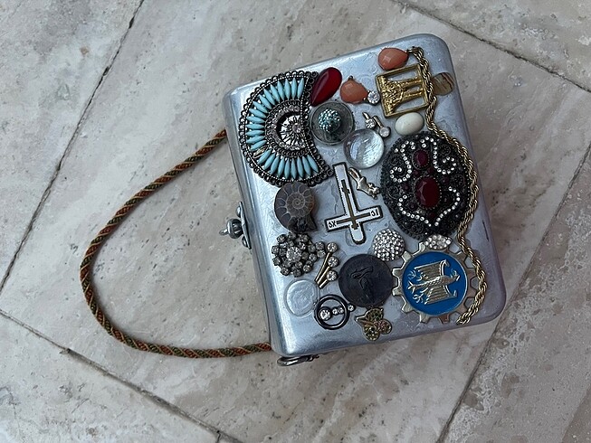 Antika vintage çanta metalik