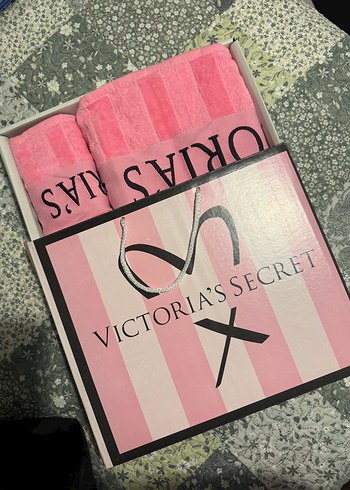 Beden Victoria's Secret PPembe havlu Set