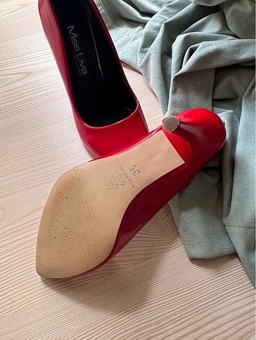 Mango Kırmızı stiletto 35 numara