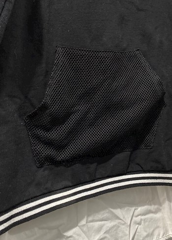 Siyah Baskılı Kadın Sweatshirt - Görsel 2