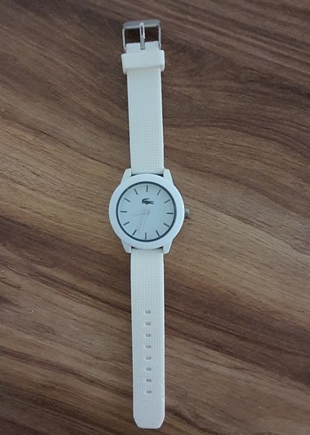 Minimalist Beyaz Kol Saati