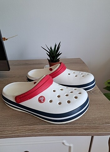 Crocks terlik