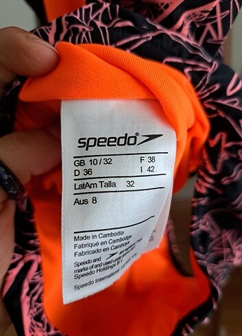 38 Beden Speedo kadın antrenman mayosu