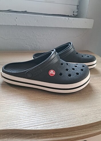 Crocks terlik 