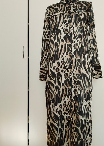 Kahverengi Leopar Desenli Elbise