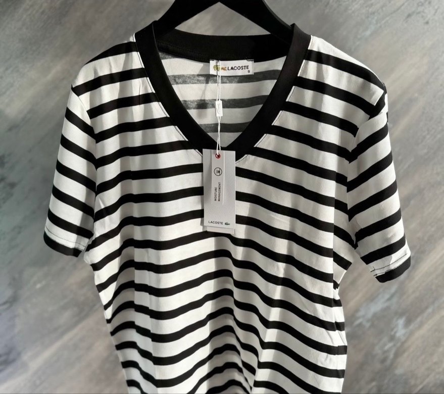 Lacoste Siyah Beyaz Çizgili V Yakalı Tişört - Görsel 4